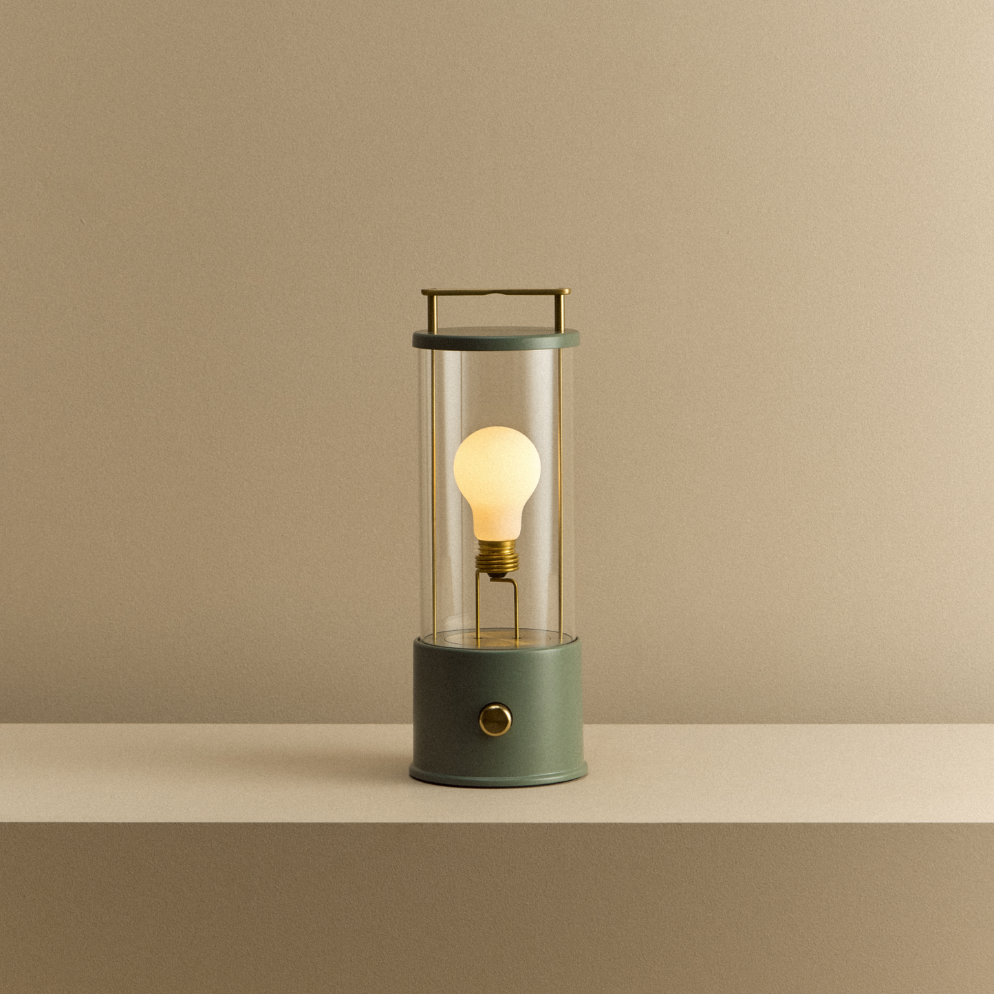 MinoLume Muse 2.0 Portable Lantern ¨C Pleasure Garden Green