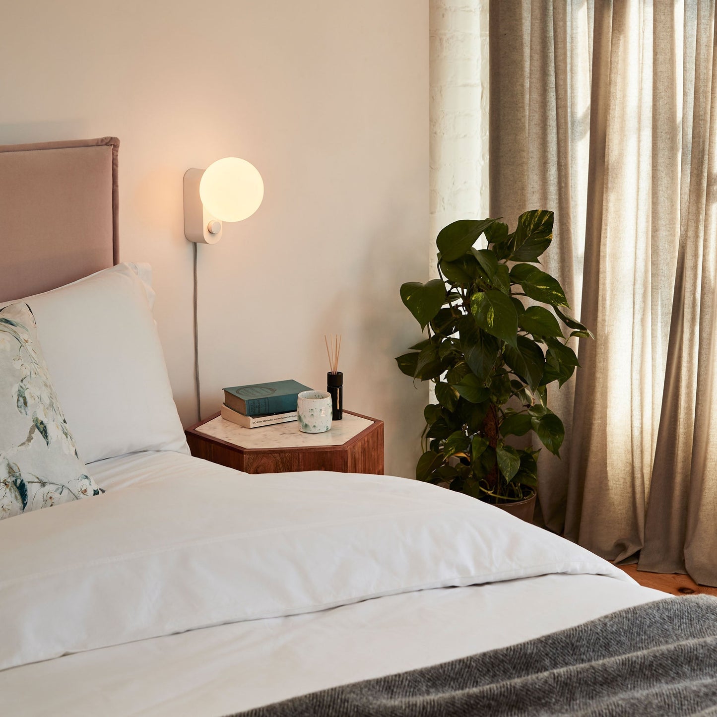 Multi-Use Table & Wall Lamp in Chalk Set of 2
