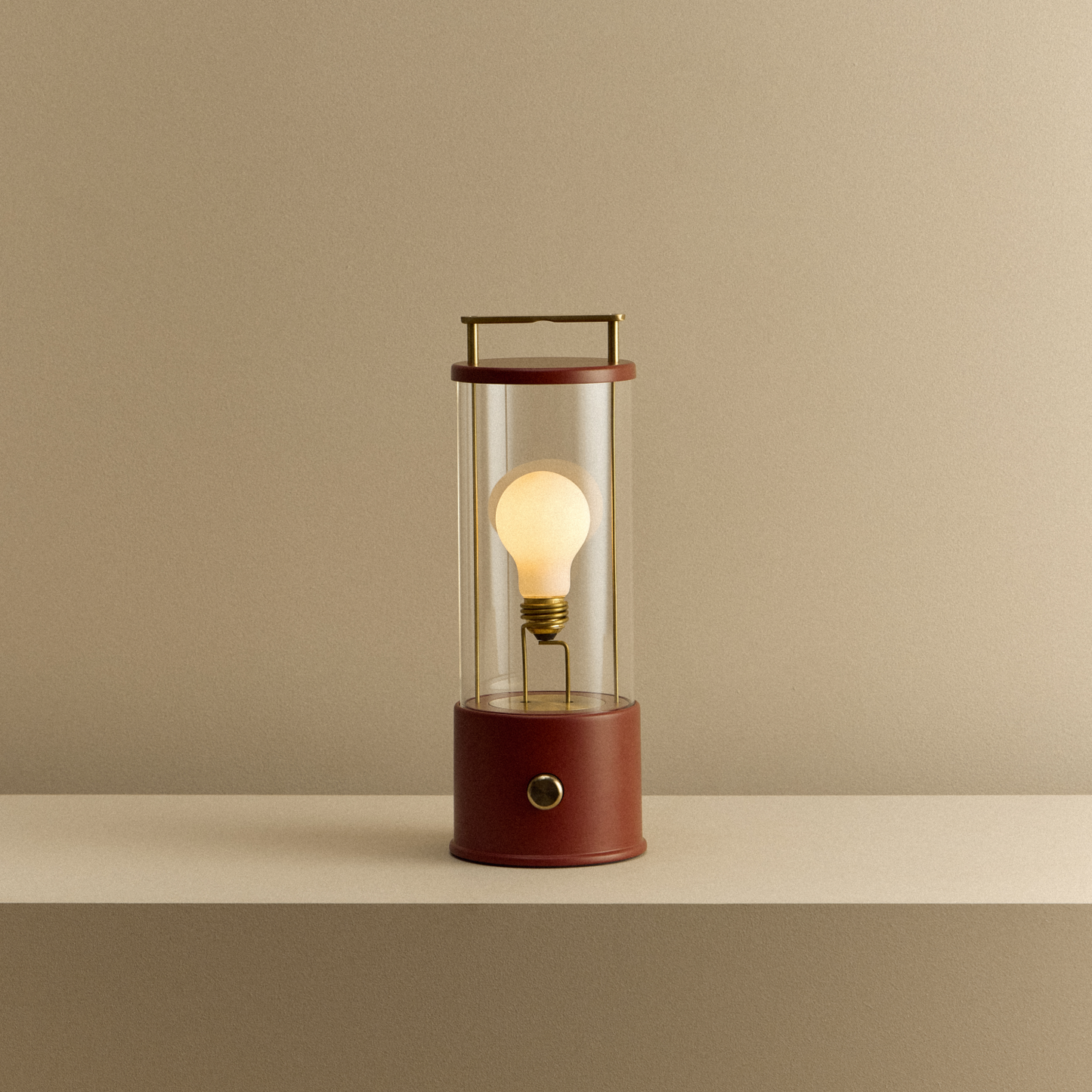 MinoLume The Muse 2.0 Portable Lamp Pomona Red