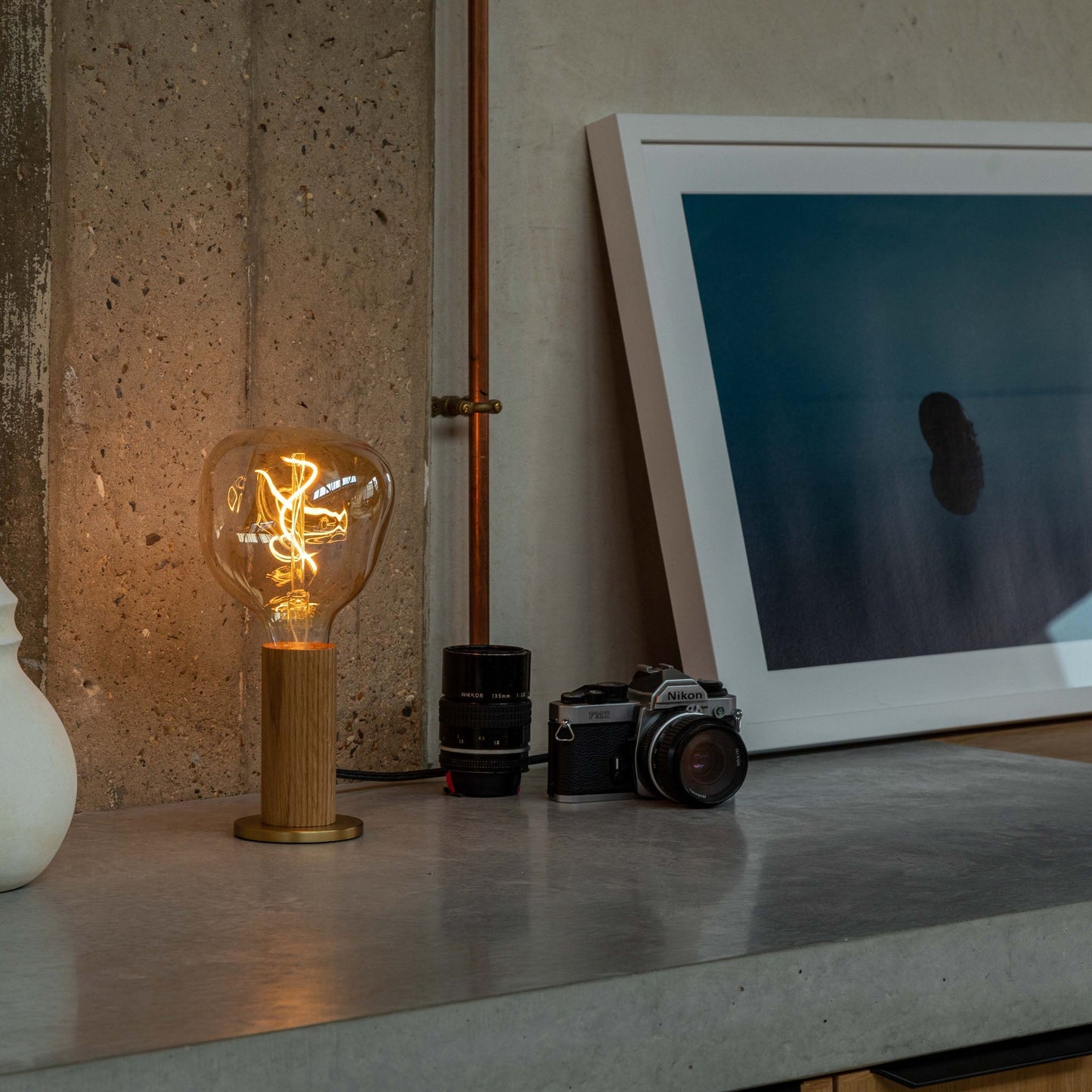 MinoLume Knuckle Table Lamp in Oak + Voronoi I Set of 2
