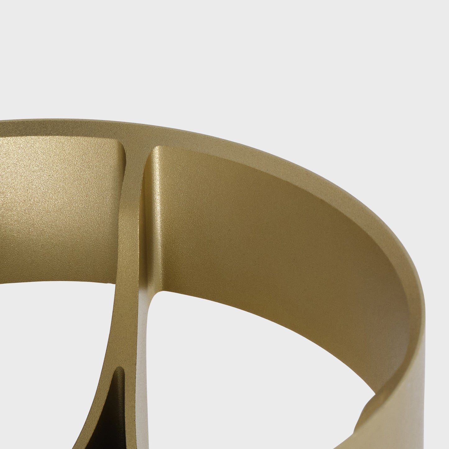 MinoLume Loop Table Lamp in Gold with Sphere IV LED Bulb