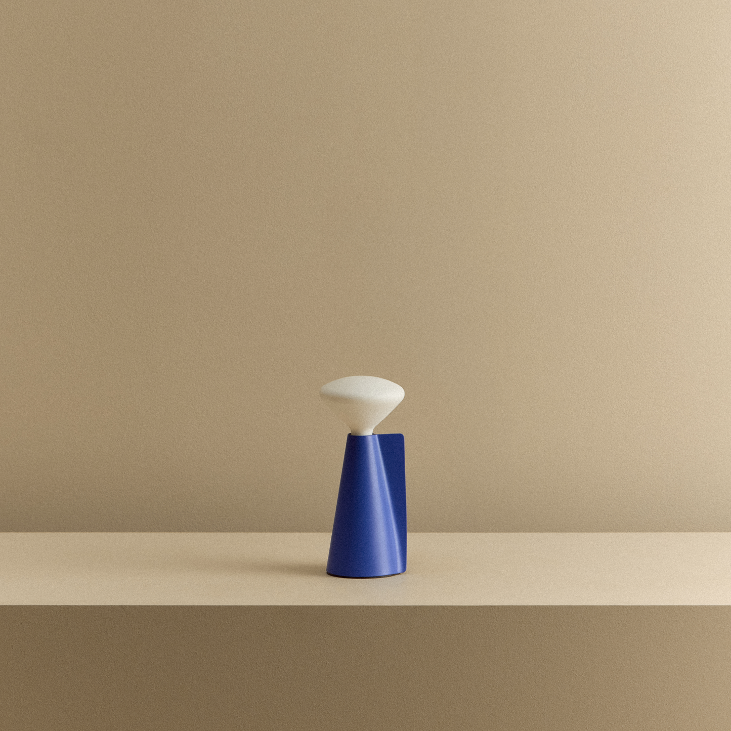 MinoLume Portable Lamp Azure Blue