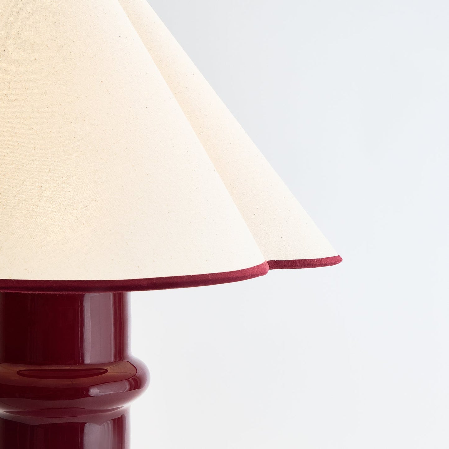 MinoLume Table Lamp in Port Red